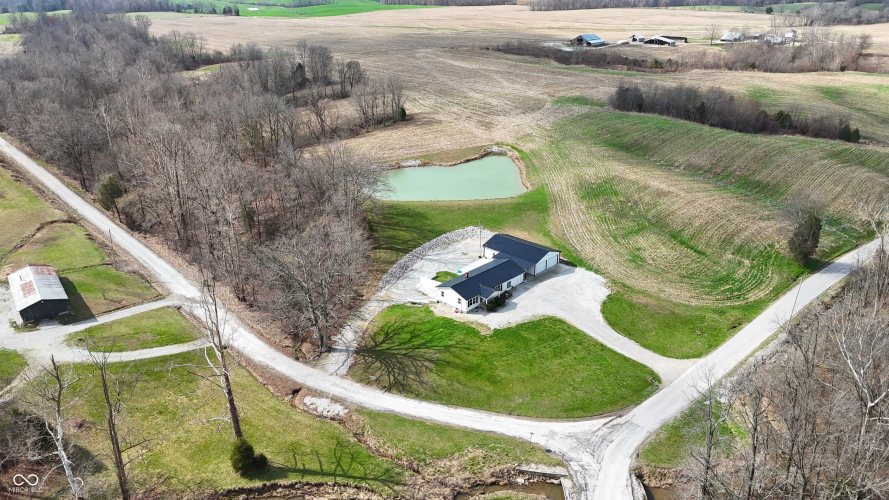 Listing Image 11