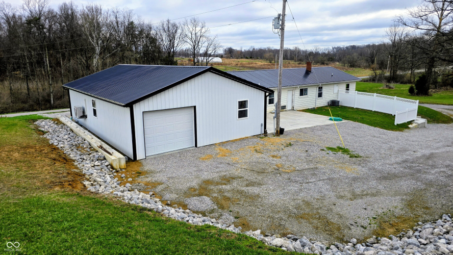 Listing Image 20