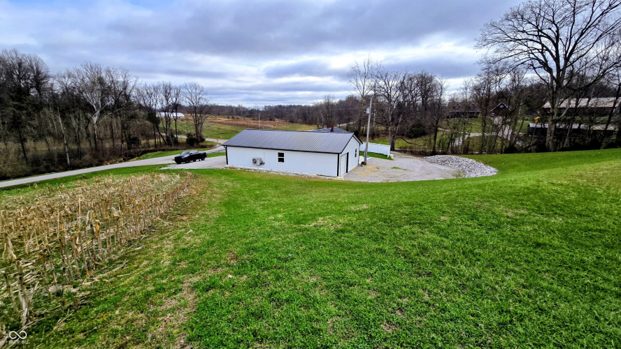 Listing Image 64