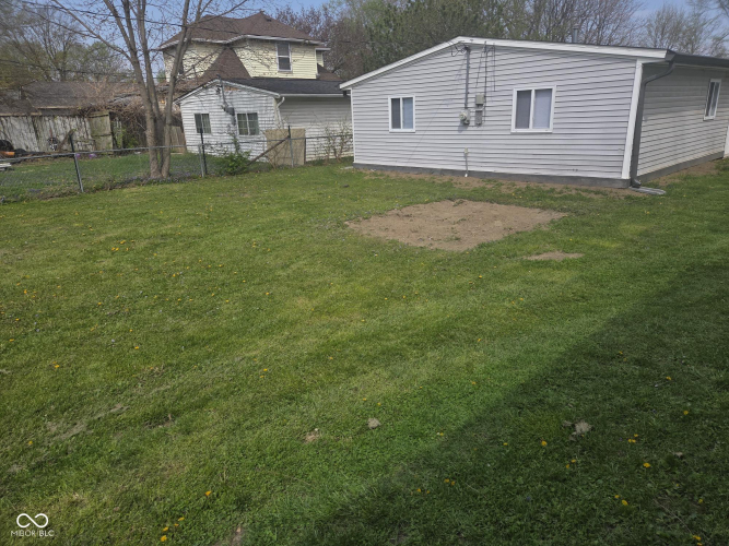 Listing Image 9