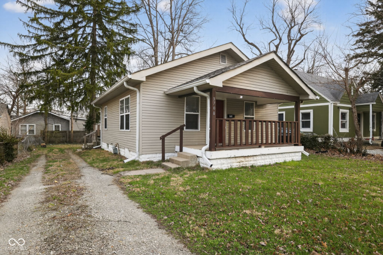 Listing Image 3