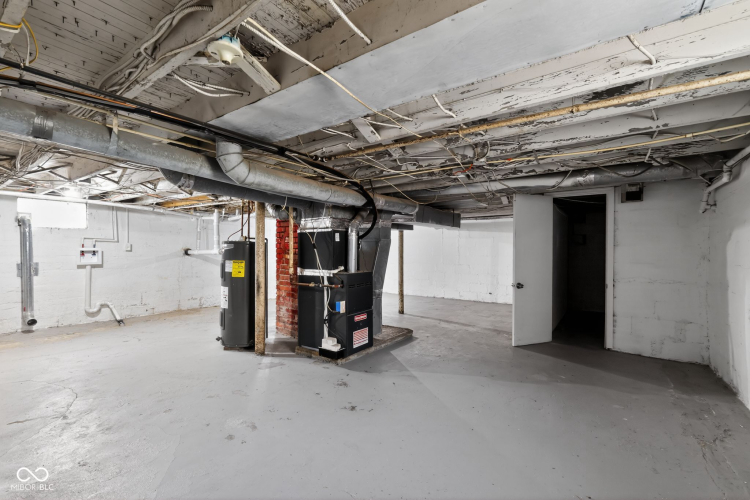 Listing Image 24