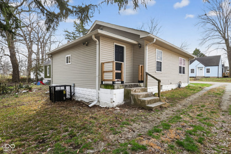 Listing Image 25