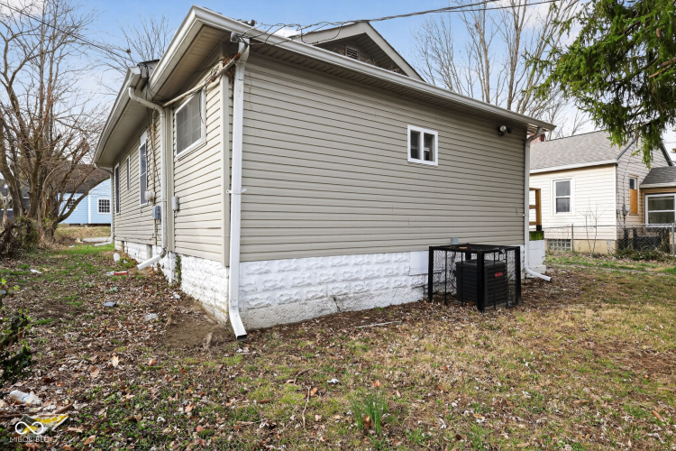 Listing Image 26