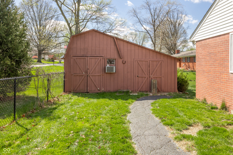 Listing Image 17
