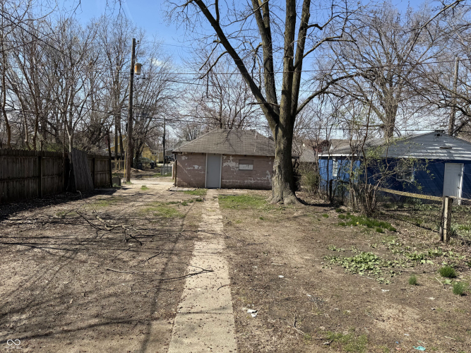 Listing Image 15