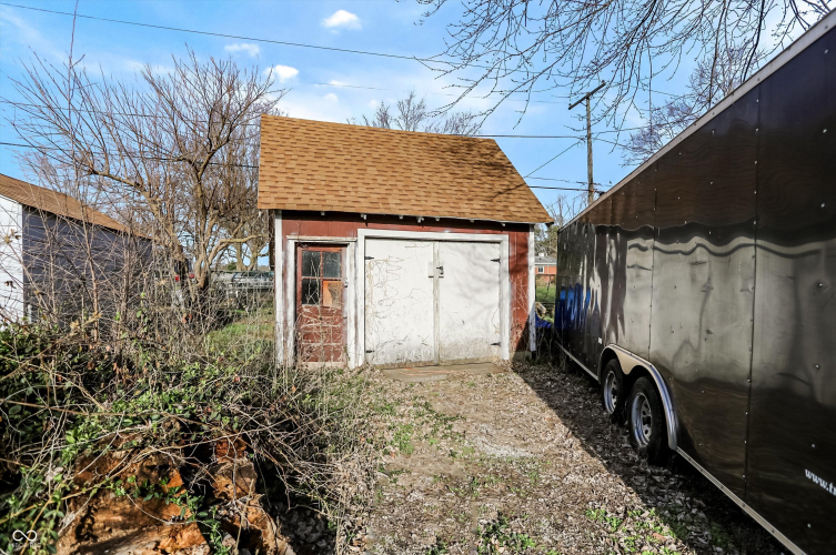 Listing Image 26