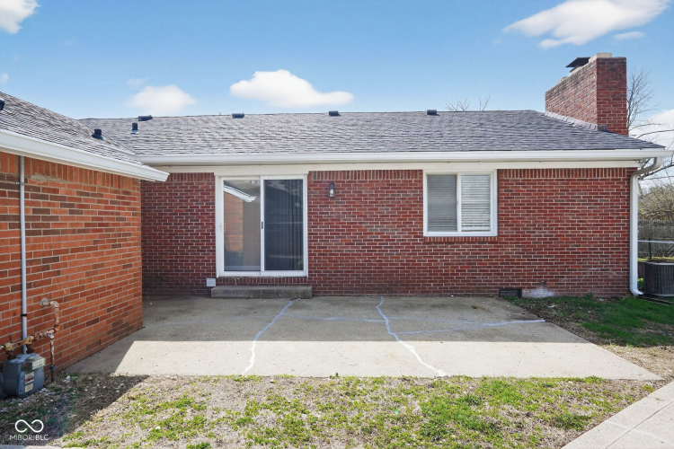 Listing Image 22