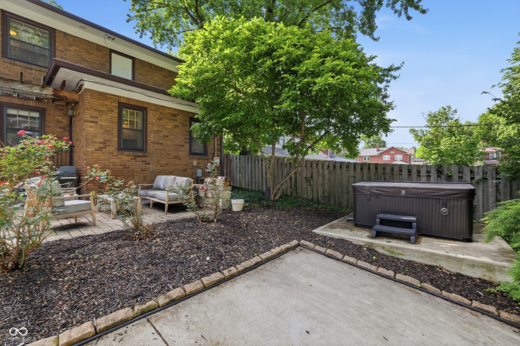 Listing Image 40