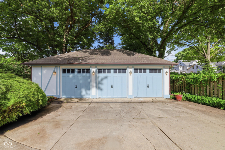 Listing Image 42