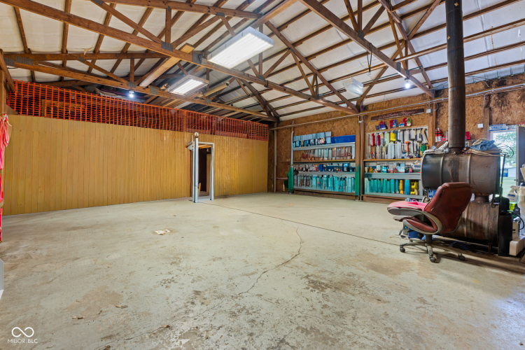 Listing Image 33