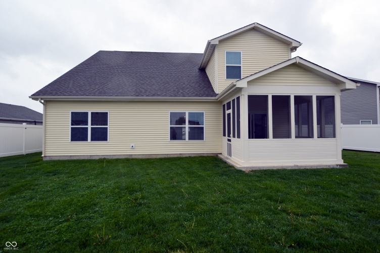 Listing Image 20