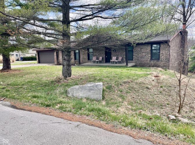 Listing Image 3