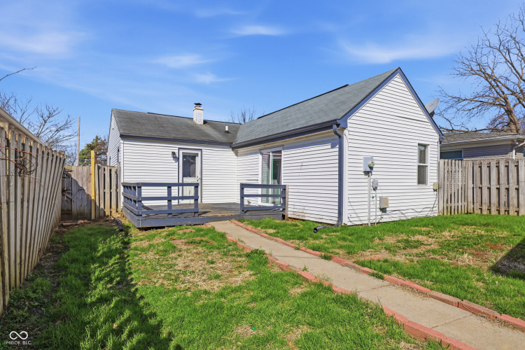 Listing Image 17