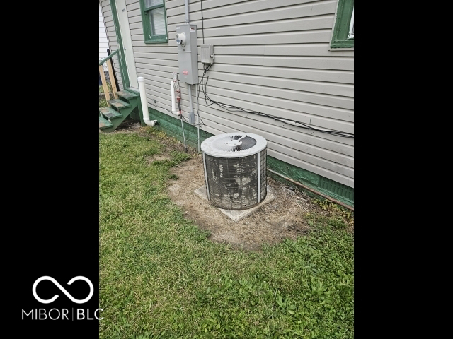 Listing Image 6