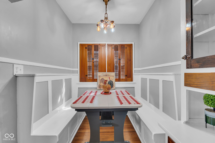 Listing Image 22