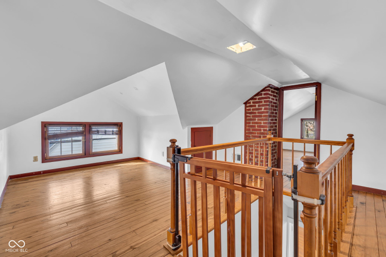 Listing Image 31