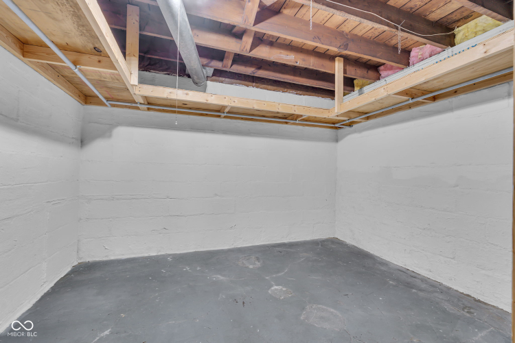 Listing Image 54