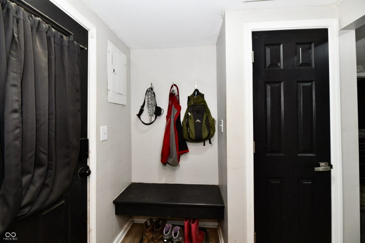 Listing Image 28