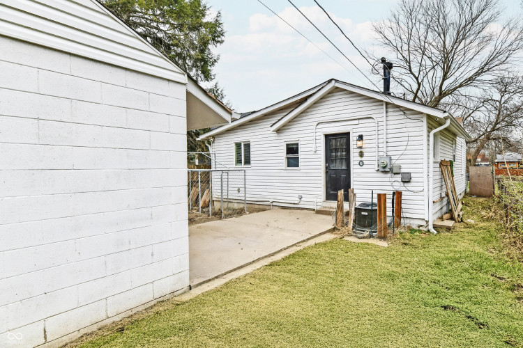 Listing Image 32