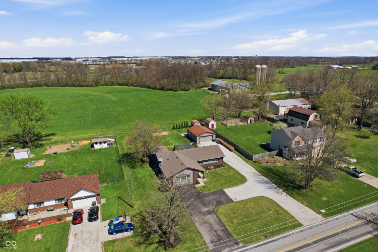 Listing Image 63