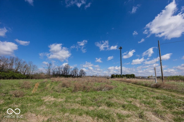 Listing Image 24