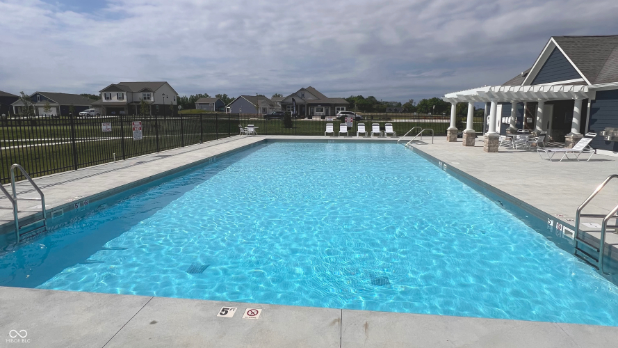 Listing Image 53