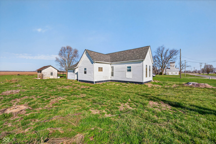 Listing Image 58