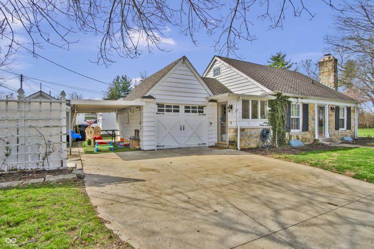 Listing Image 44