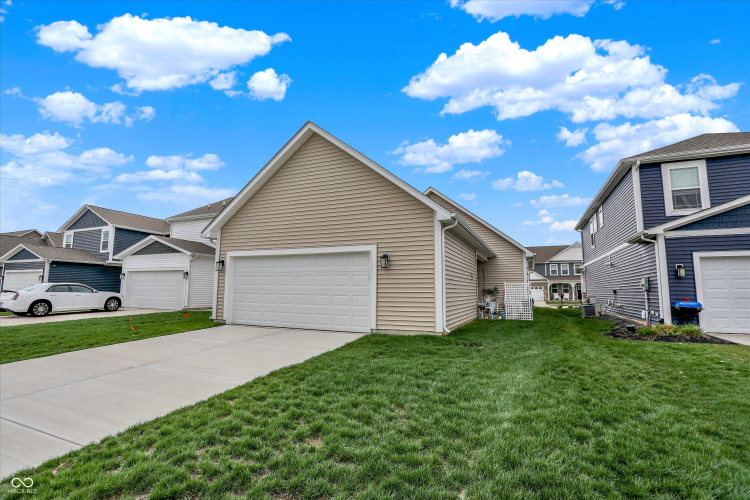 Listing Image 24