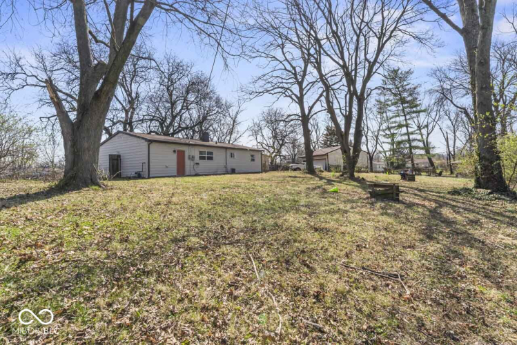Listing Image 23