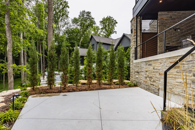 Listing Image 86