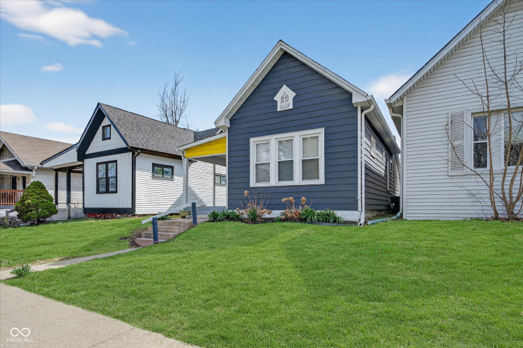 Listing Image 3