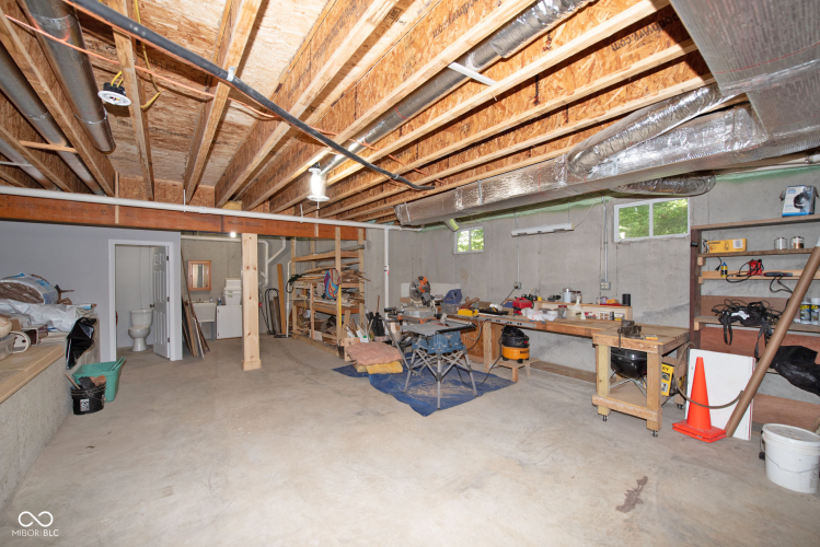 Listing Image 43