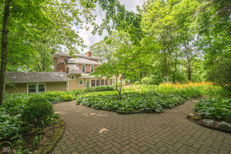 Listing Image 53