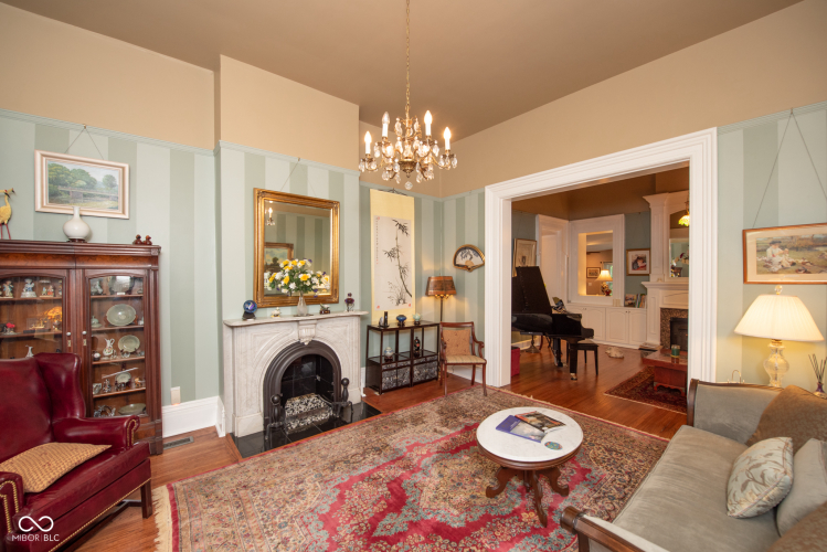 Listing Image 7