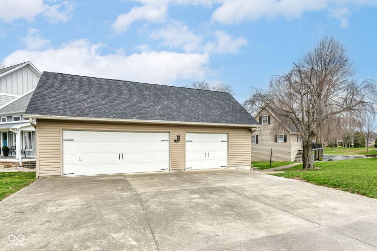 Listing Image 40