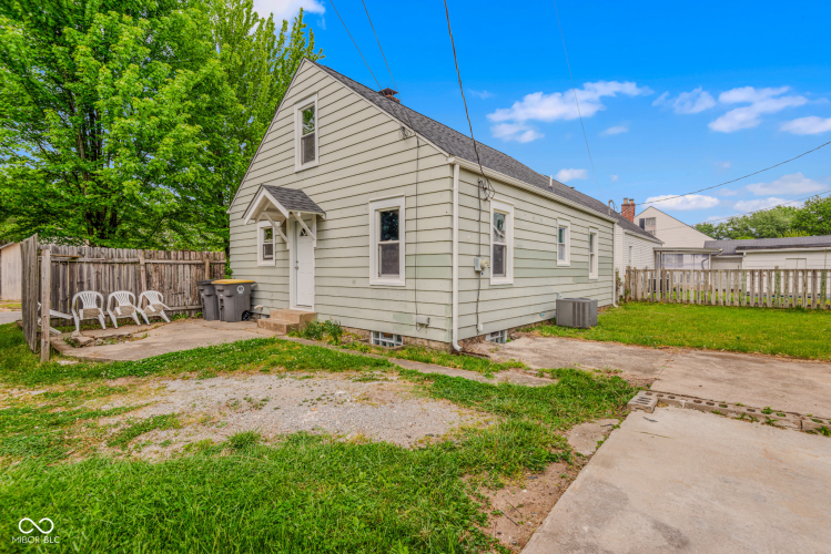 Listing Image 34