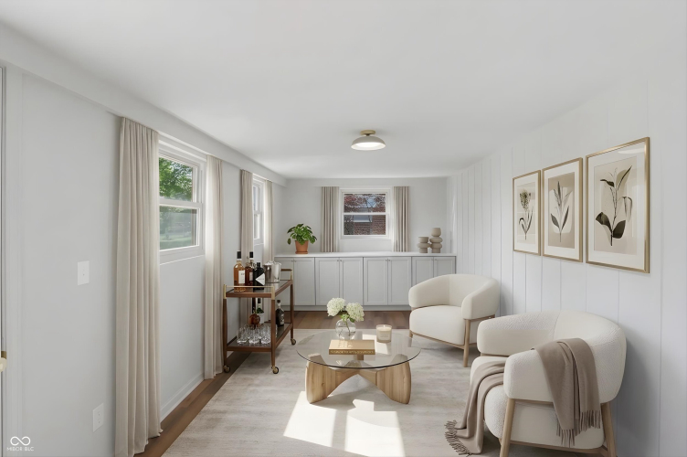 Listing Image 10