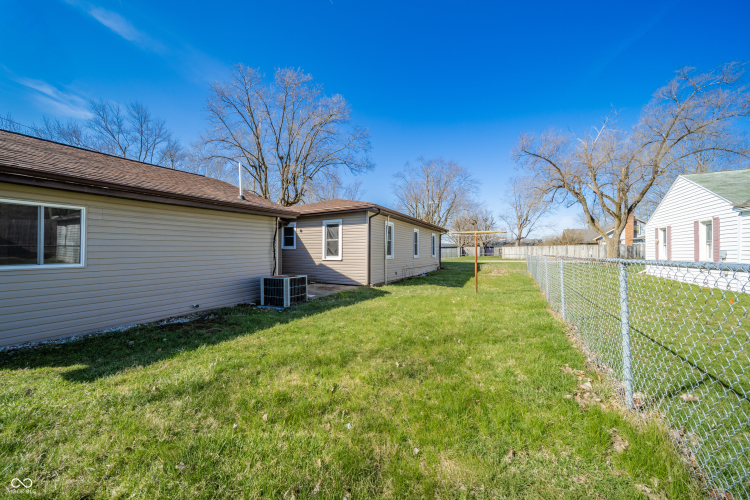 Listing Image 28