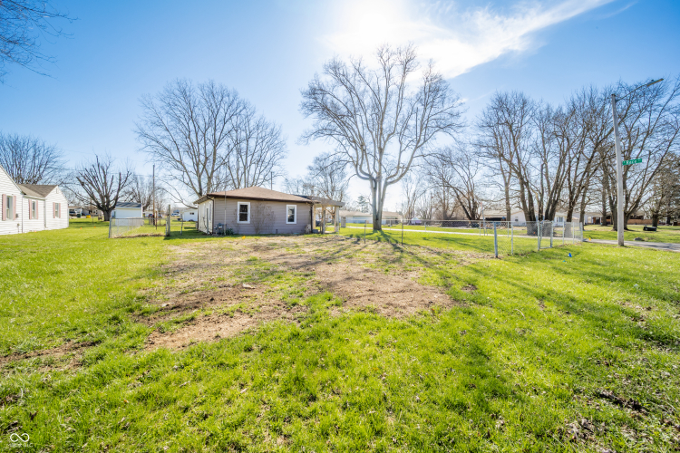 Listing Image 29