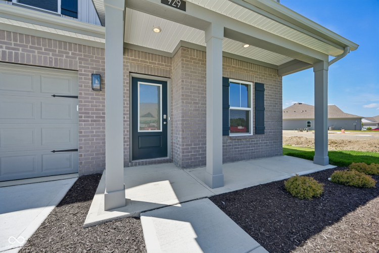 Listing Image 5