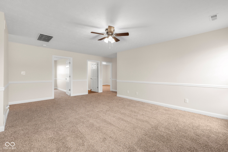 Listing Image 39