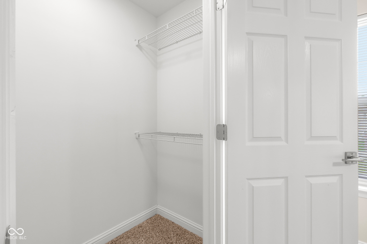 Listing Image 56