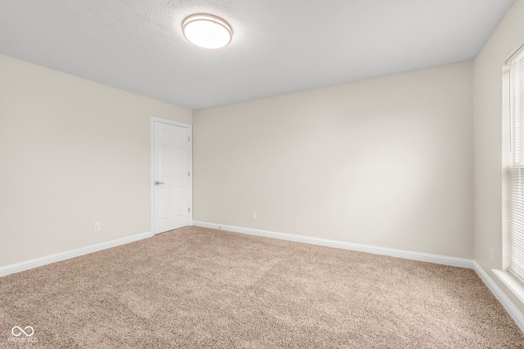 Listing Image 58