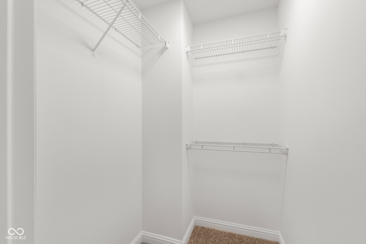 Listing Image 59