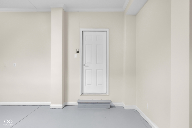 Listing Image 69