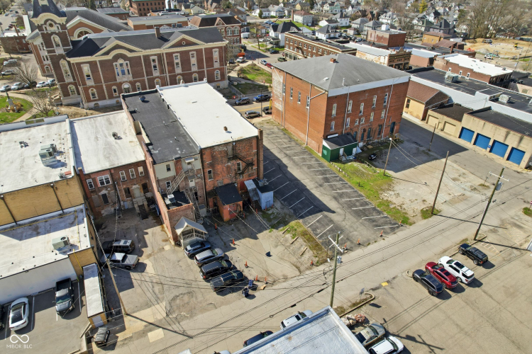 Listing Image 22
