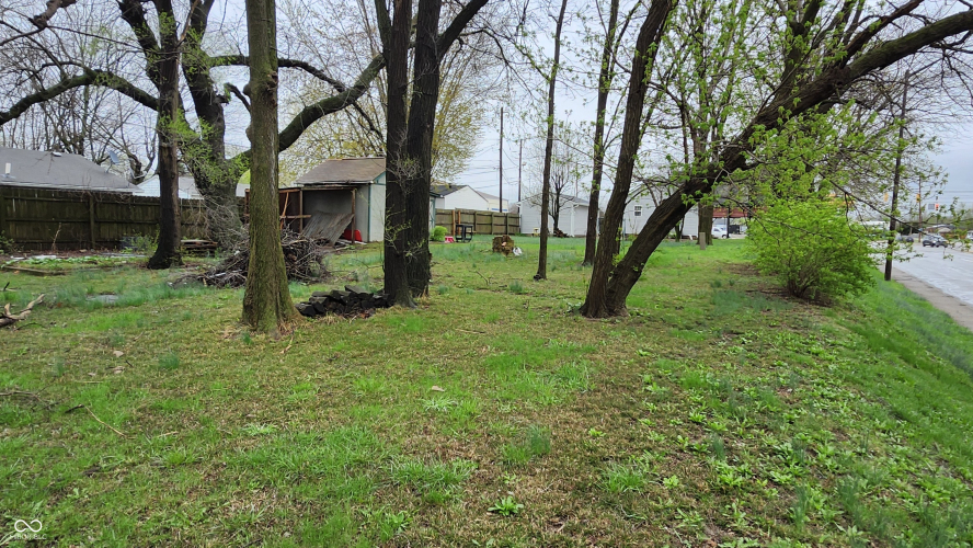 Listing Image 6