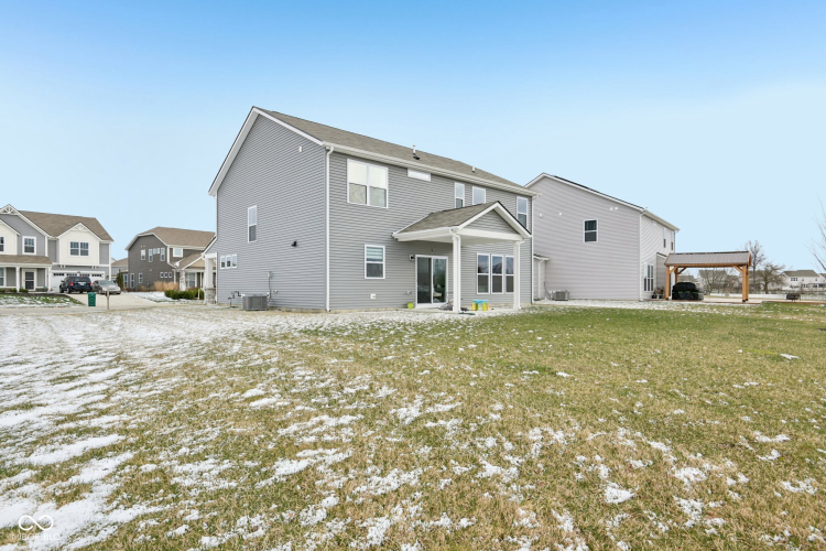 Listing Image 43